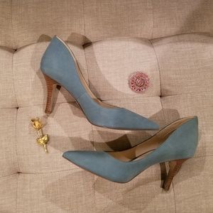 Nine West blue leather pointy toe heels